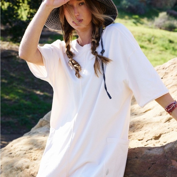 Free People FP Movement Hot Shot Tee Romper Bleached Clay Size S - Picture 3 of 15